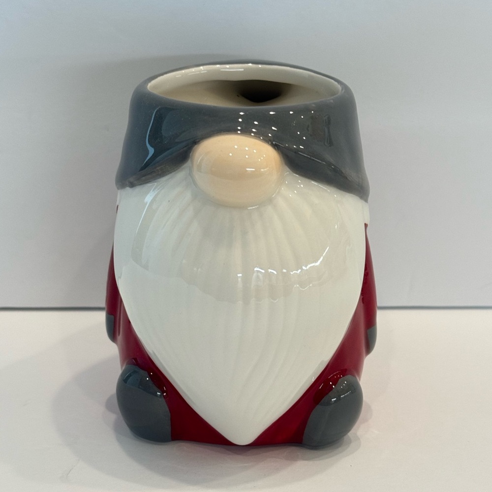 Pottery barn gnome Christmas coffee mug cup NWT